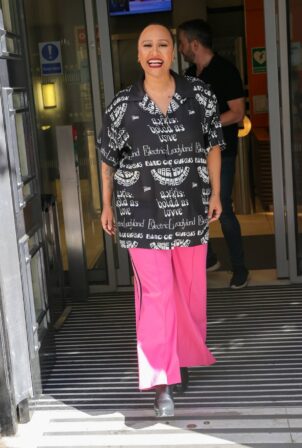 Emili Sande - Seen at Zoe Ball breakfast show in London