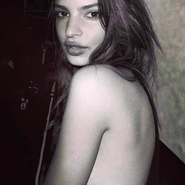 Emily Ratajkowski â€“ Instagram and social media 1