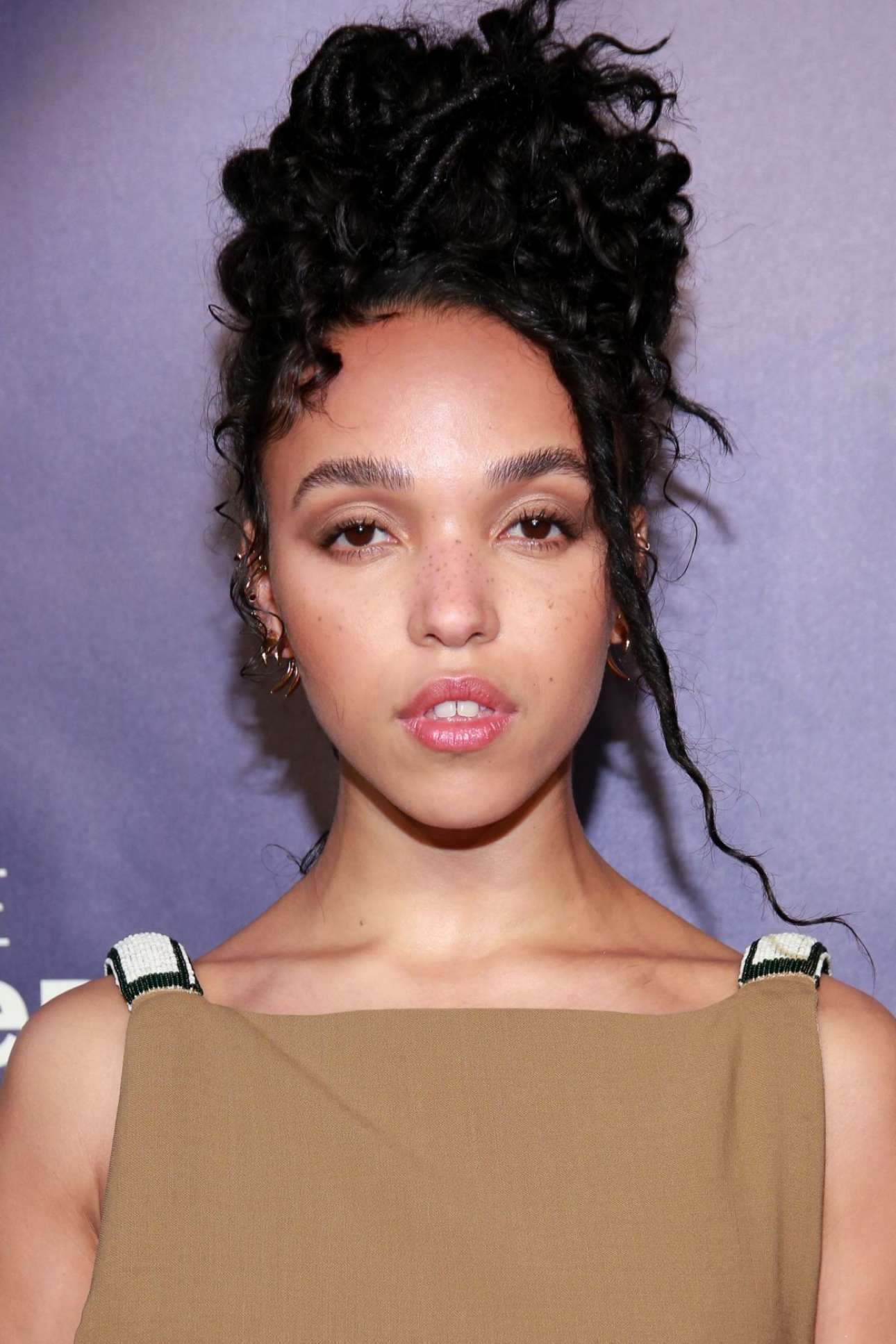 Fka Twigs: Webby Awards 2018 In New York-04 | GotCeleb