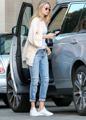 Gigi Hadid in Jeans at Her Hotel in Los Angeles