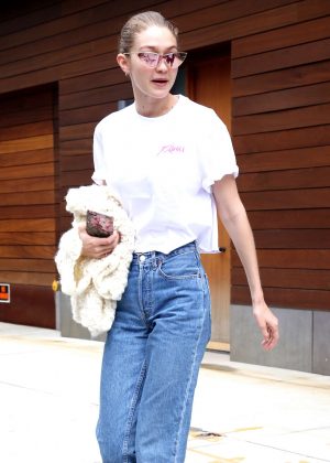 Gigi Hadid Leaving her home in New York