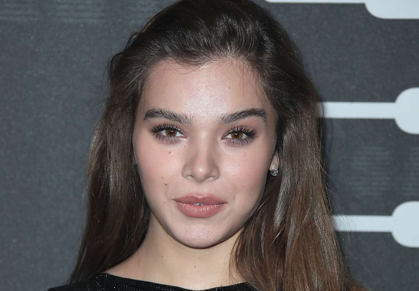 Hailee Steinfeld - Savage x Fenty Show-35 | GotCeleb