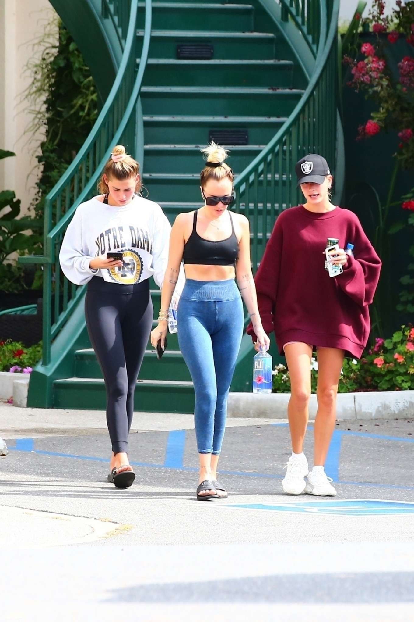 Hailey Baldwin Leaves A Pilates Class 18 Gotceleb