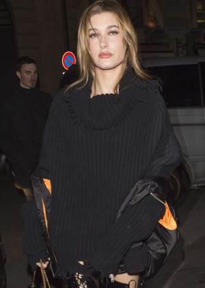 Hailey Baldwin - Out and about in Paris