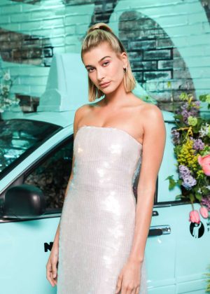 Hailey Baldwin - Tiffany Paper Flowers Event in New York City
