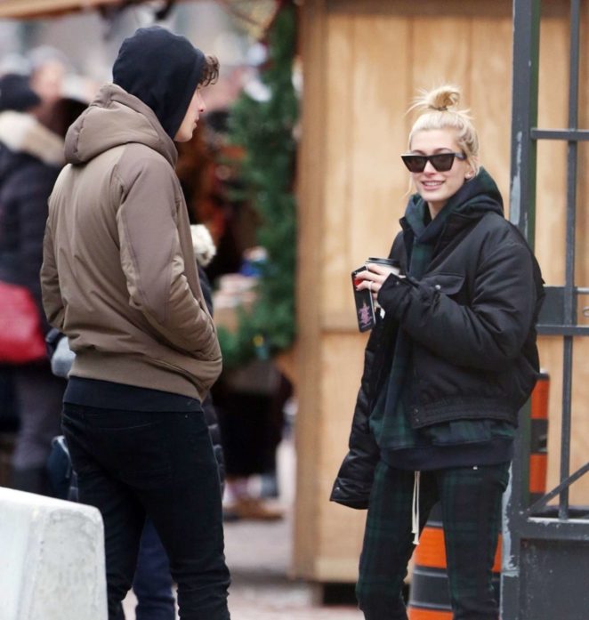 Hailey Baldwin With Shawn Mendes In Toronto 20 Gotceleb