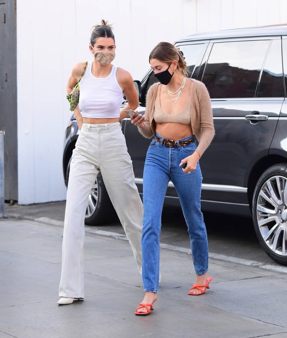 Hailey Bieber and Kendall Jenner – Shopping candids in Los Angeles