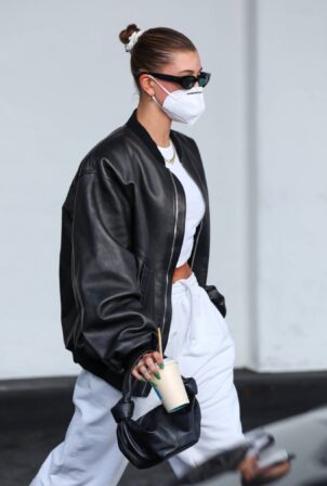 Hailey Bieber - Arrives at a medical building in Beverly Hills