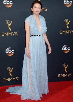 Hannah Murray - 2016 Emmy Awards in Los Angeles