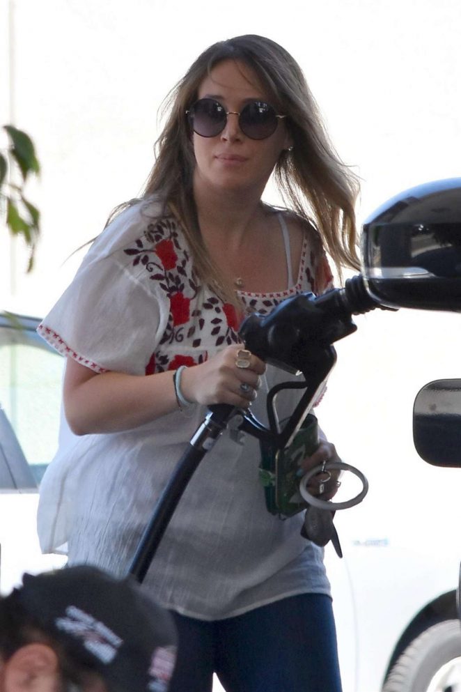 Haylie Duff - Out in Beverly Hills