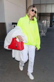 Heidi Klum - Seen at LAX airport in Los Angeles