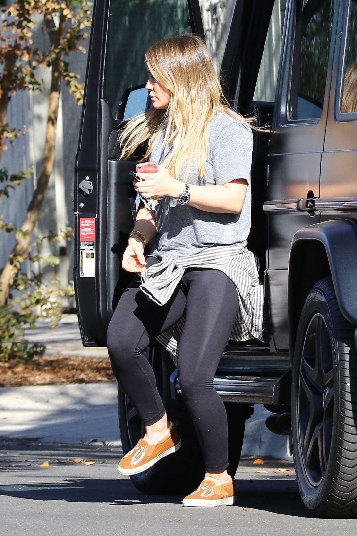 Hilary Duff in Spandex – After workout in Los Angeles – GotCeleb