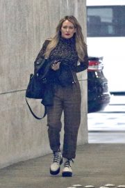 Hilary Duff – Leaving an office building in Burbank | GotCeleb