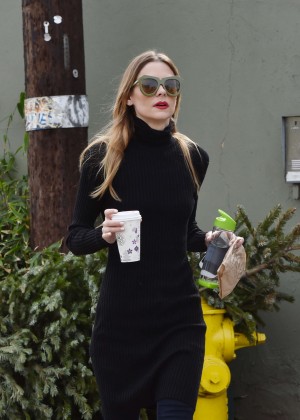 Jaime King Heads to an office building in Los Angeles