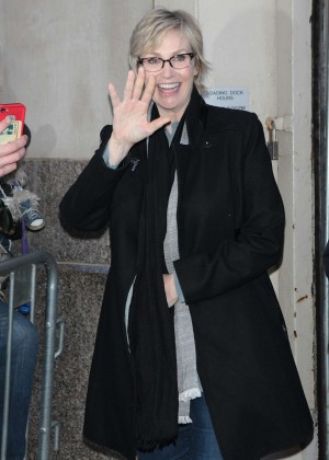 Jane Lynch out in New York