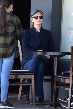 Jane Lynch - With ex-partner Lara Embry at Kings Road Cafe in West Hollywood
