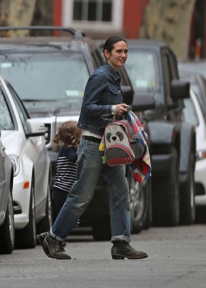 Jennifer Connelly - Out with her daughter in NY