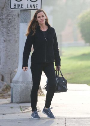 Jennifer Garner - Out and about in Los Angeles