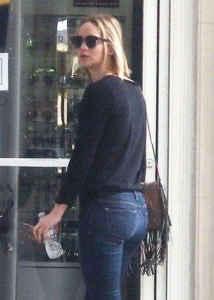 Jennifer Lawrence Booty in Jeans Out in LA
