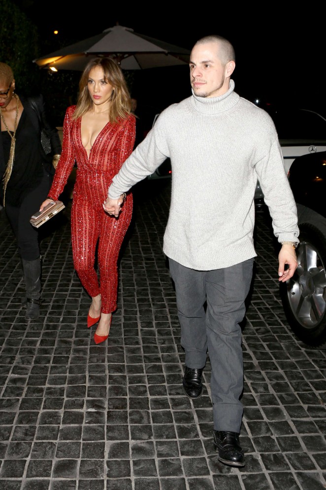 Index of /wp-content/uploads/photos/jennifer-lopez/arriving-at-cecconi