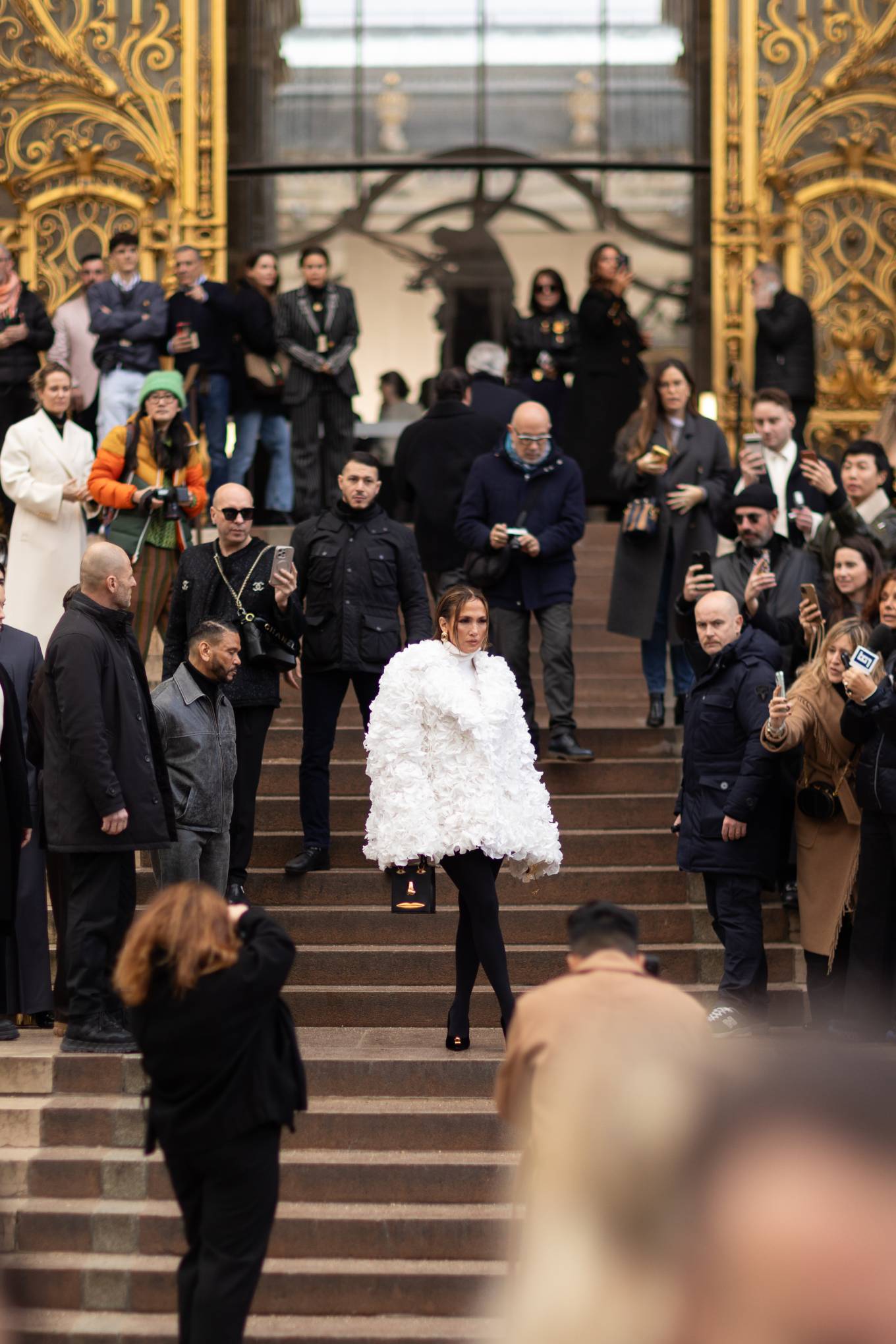 Jennifer Lopez 2024 : Jennifer Lopez – Arriving at the Schiaparelli show in Paris during fashion week-02