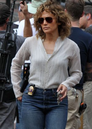 Jennifer Lopez at the 'Shades of Blue' set in Washington Heights