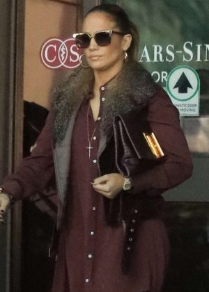 Jennifer Lopez - Leaves doctors office in Beverly Hills