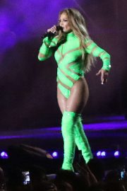 Jennifer Lopez - Performance in Fuengirola