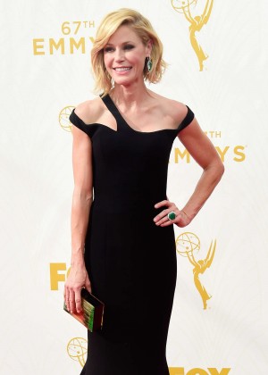 Julie Bowen - 2015 Emmy Awards in LA