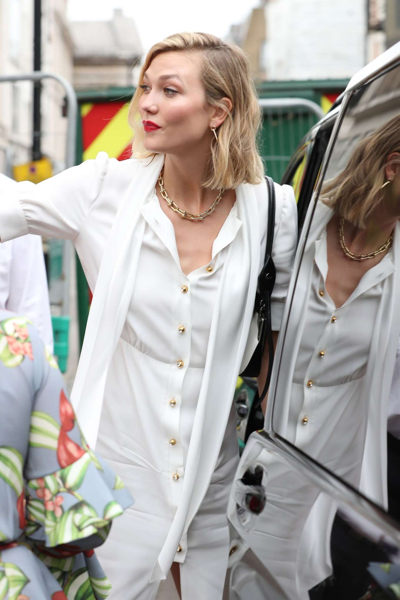 Karlie Kloss â€“ Arriving at Vogue House for the Vogue August Issue Live Signing in London