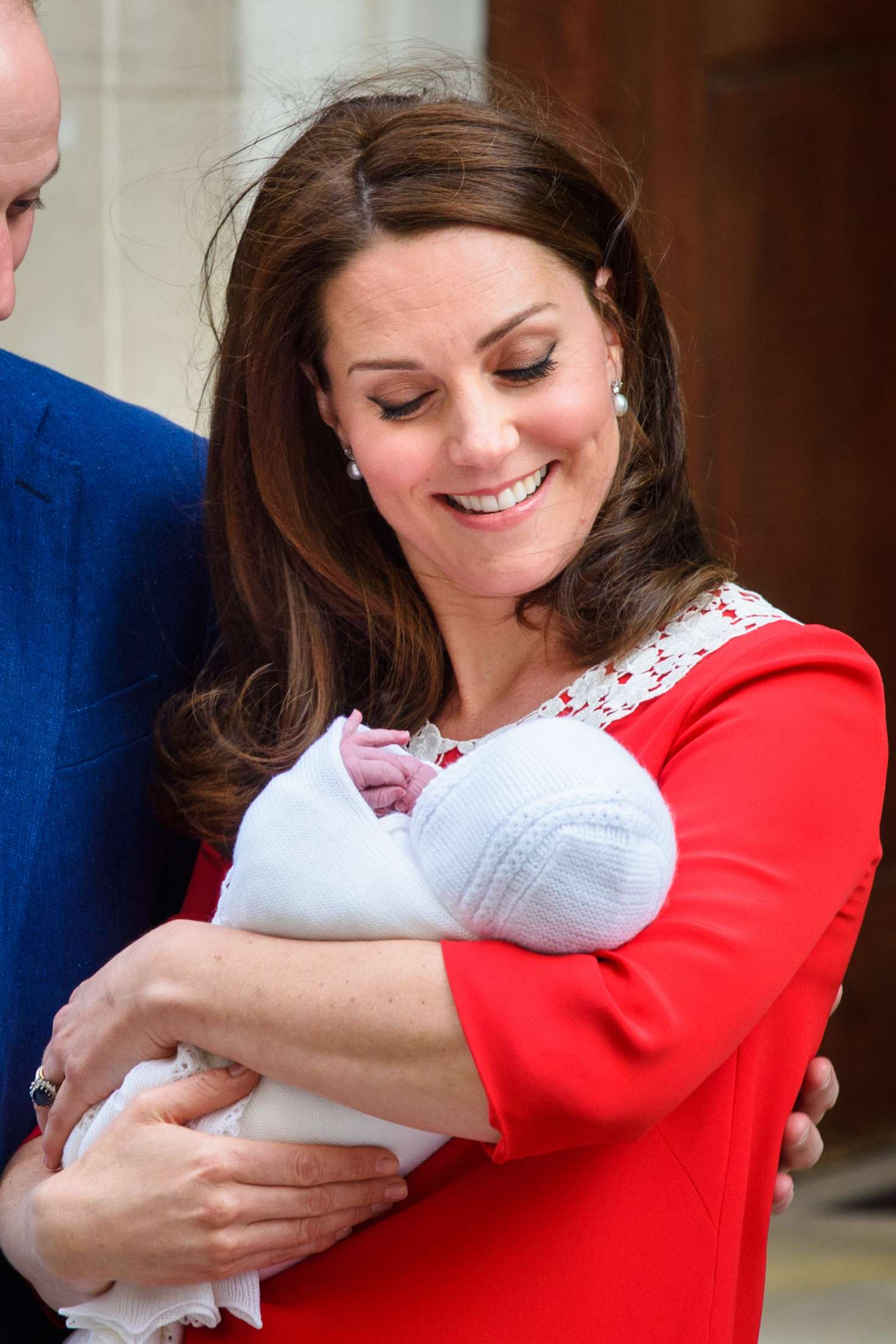 Kate Middleton and Prince William with their newborn son -08 | GotCeleb