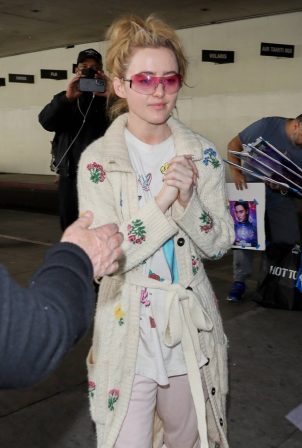 Kathryn Newton - In her pajamas at LAX in Los Angeles