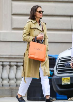 Katie Holmes - Out on Madison Avenue in New York