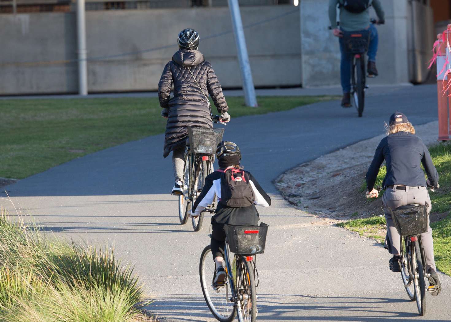 Katy Perry riding her bike in Adelaide -09 | GotCeleb