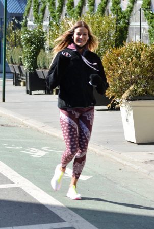 Kelly Bensimon - Out for a jogging in New York