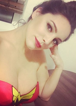 Kelly Brook - Dressed as Wonder Woman on the Set of Keith & Paddy Show