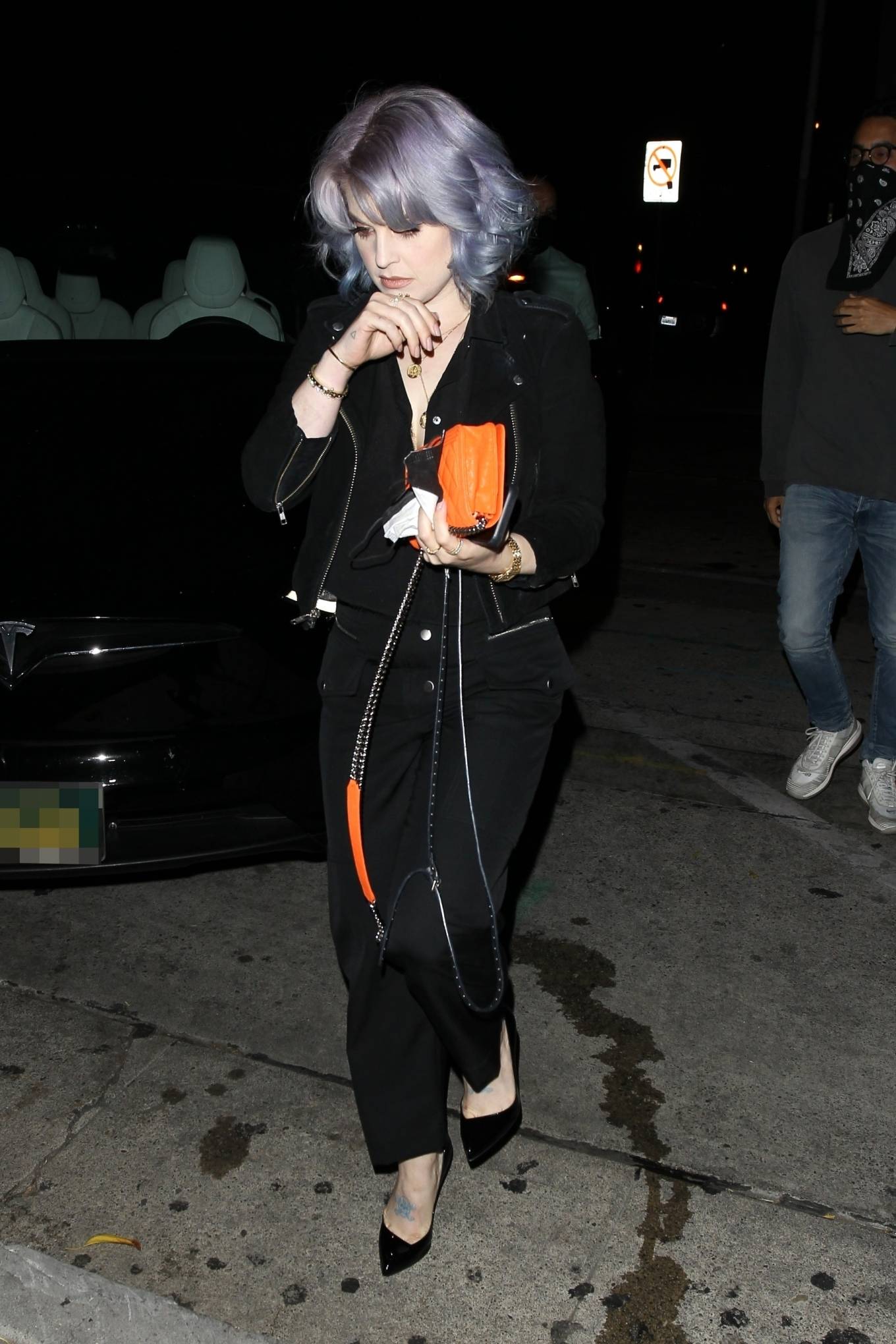 Kelly Osbourne - Heads to Craigs for dinner in LA-05 | GotCeleb