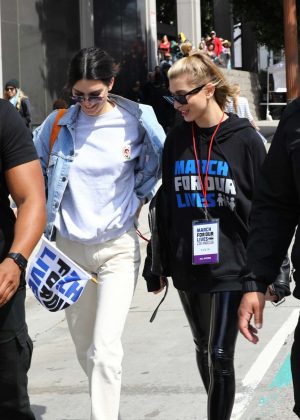 Kendall Jenner and Hailey Baldwin - March at the anti-gun 'March For Our Lives' in LA