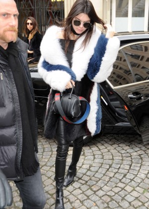 Kendall Jenner - Arriving at the Balmain Fashion Show in Paris