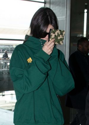 Kendall Jenner at Charles-de-Gaulle Airport in Paris