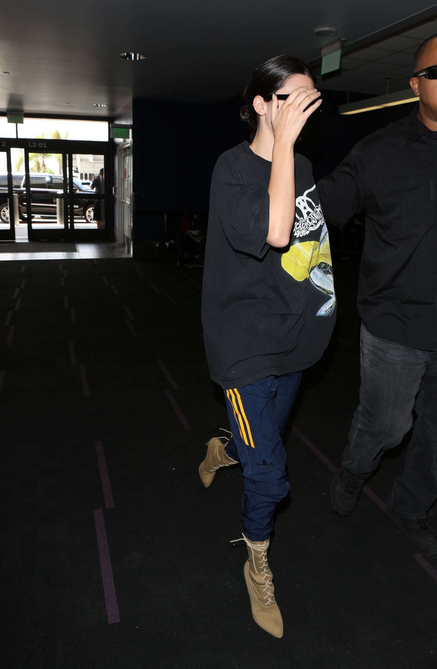 Kendall Jenner at Los Angeles International Airport -12 | GotCeleb