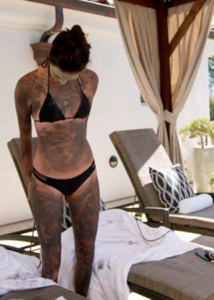 Kendall Jenner in Black Bikini