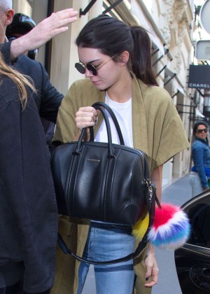 Kendall Jenner in Jeans at Chanel Store in Paris