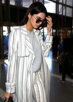 Kendall Jenner - LAX Airport in Los Angeles