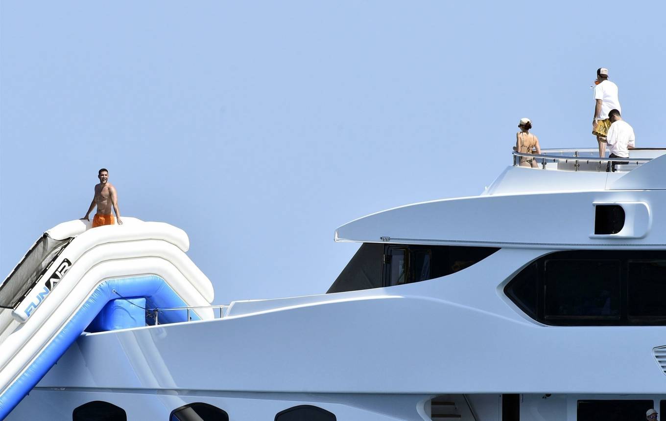 kendall yacht