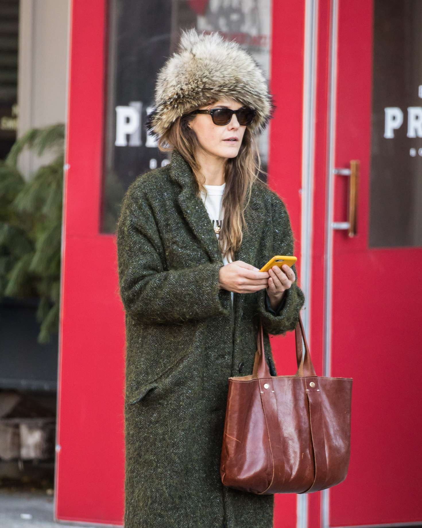 Keri Russell: Wearing a Russian style fur hat -01 | GotCeleb