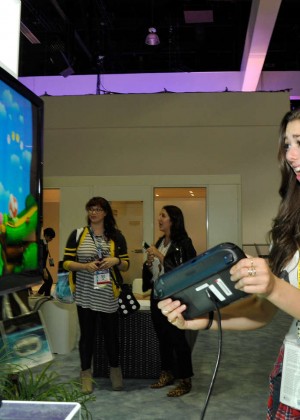 Kira Kosarin - Nintendo hosts celebrities at 2015 E3 Gaming Convention in LA