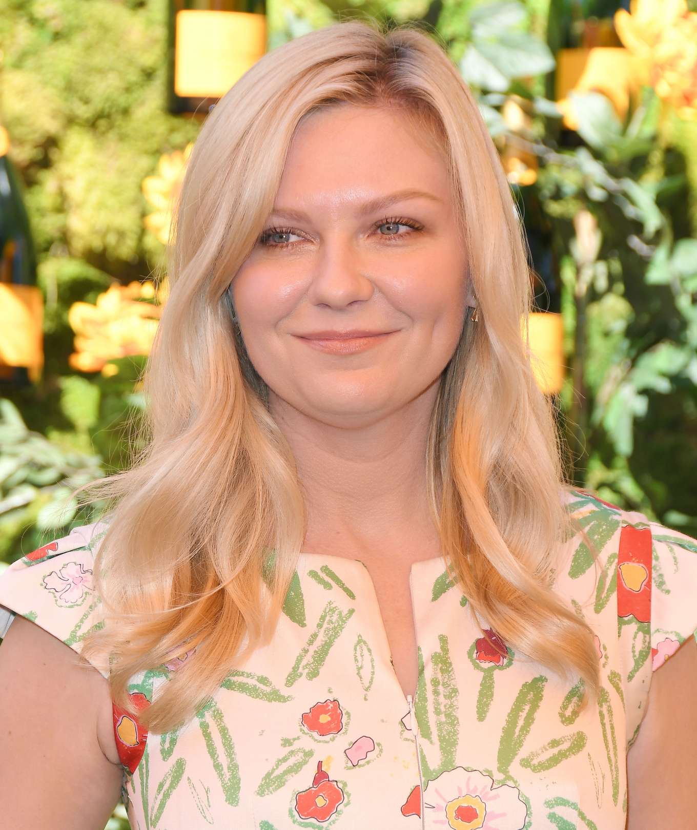 Kirsten Dunst - 2019 Veuve Clicquot Polo Classic-01 | GotCeleb