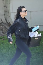 Kourtney Kardashian - Visits a friend in West Hollywood