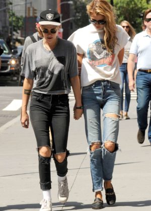 Kristen Stewart and Stella Maxwell - Hold Hands While Taking a Walk in Manhattan
